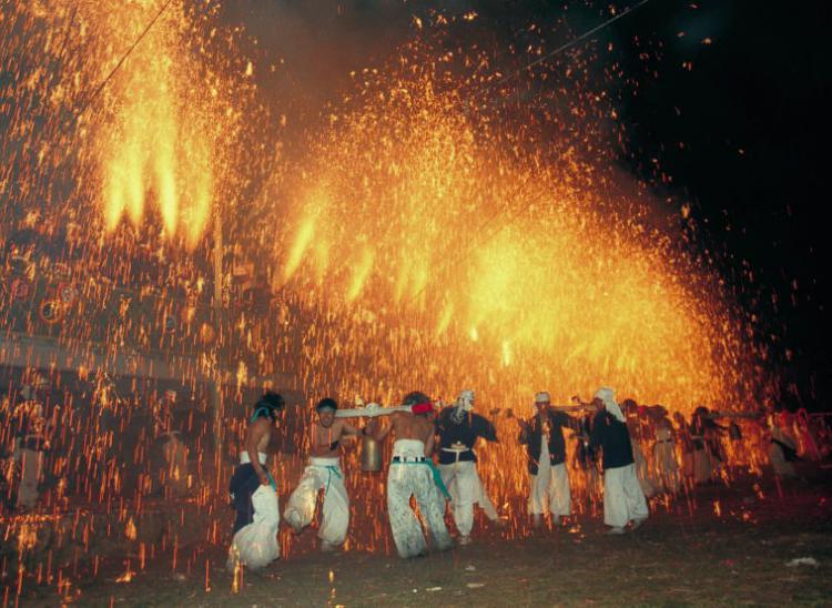 手力の火祭り/安田 徳彦
