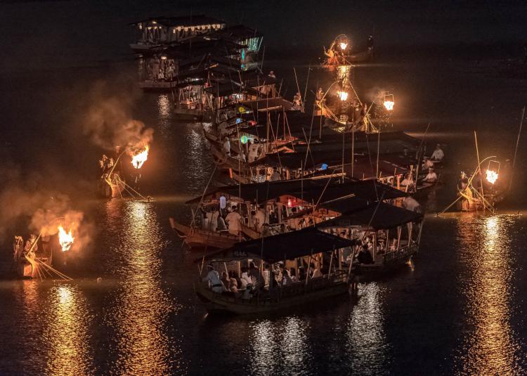 ぎふ長良川鵜飼見物/岡部 広明