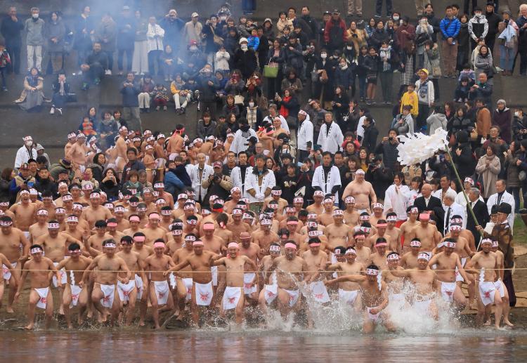 みそぎの男衆/太田 宣行