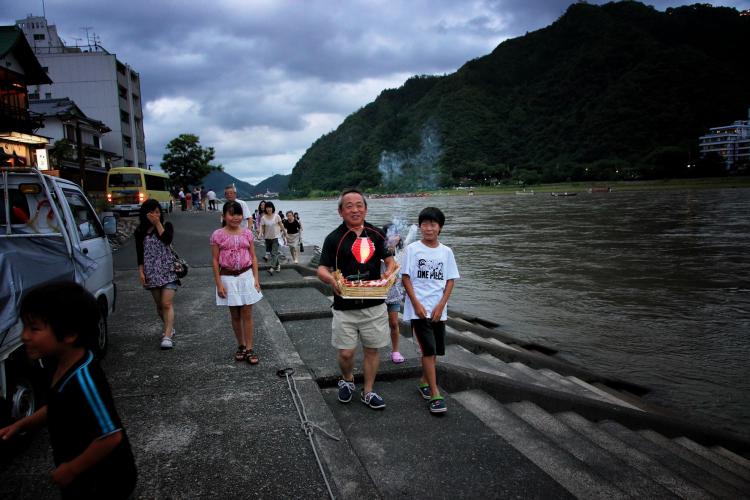 精霊流し/丹下 利勝