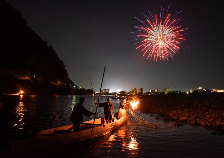 鵜飼始めの刻/伊藤 豊