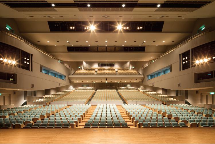 メインホール「さらさ~ら」