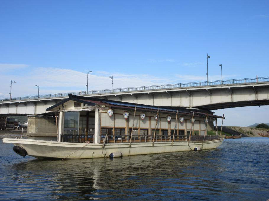 「風流屋形船」のご案内～長良川の上で優雅なひとときを～