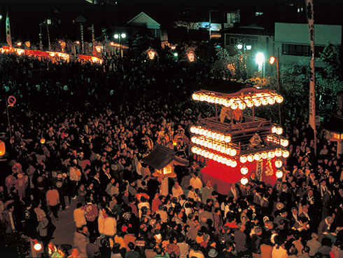 Lễ hội Gifu và Đêm trước lễ hội